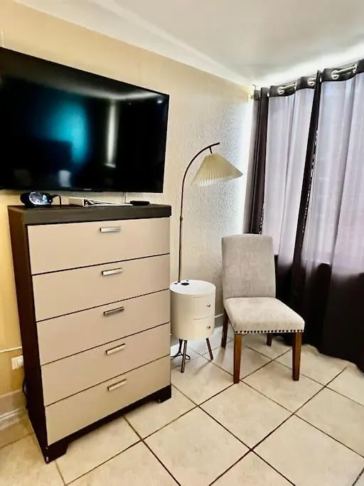 30Th Fl King Bed View Studio Χονολουλού